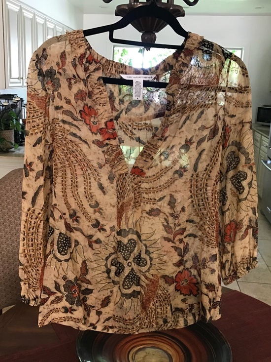 Diane Von Furstenberg Tops - DIANE von FURSTENBERG “Loucetta” Silk Blend Popover Blouse Chinoiserie Size 2 XS